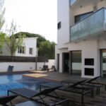 Casa unifamiliar · Castelldefels · Arquitecte: Carles Albert Brell Sans · Fotògraf: Albert Font